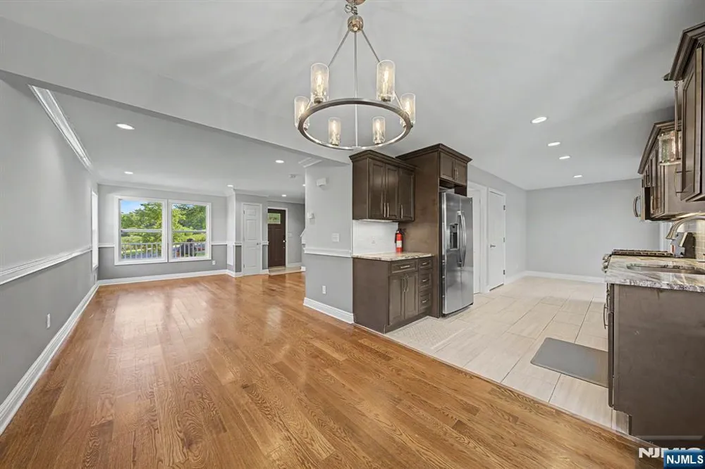 4 Michael Court Hamburg, NJ 07419