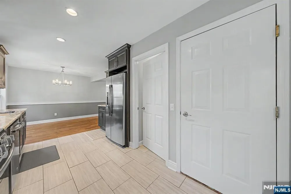 4 Michael Court Hamburg, NJ 07419
