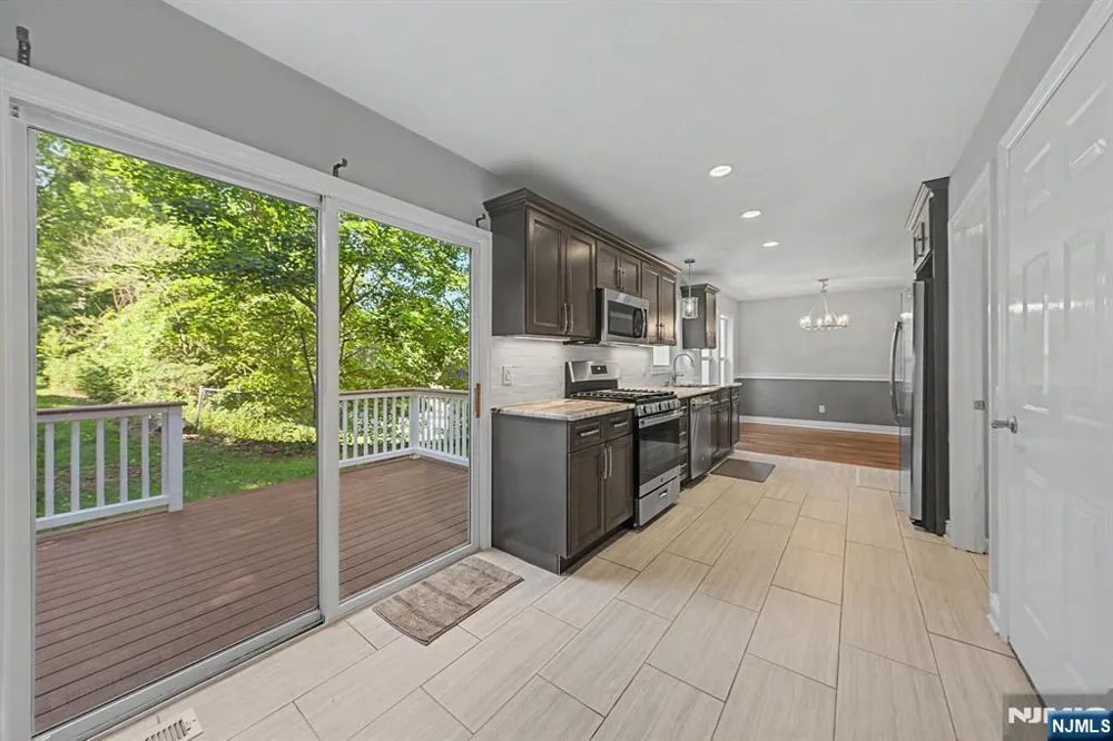 4 Michael Court Hamburg, NJ 07419