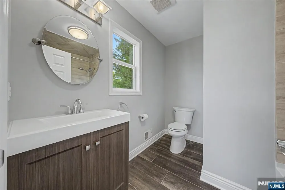4 Michael Court Hamburg, NJ 07419