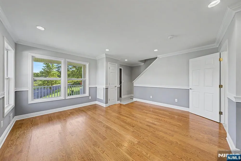 4 Michael Court Hamburg, NJ 07419