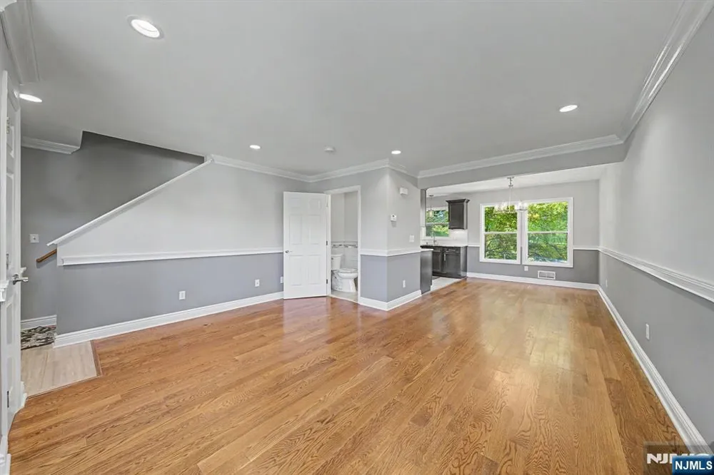 4 Michael Court Hamburg, NJ 07419
