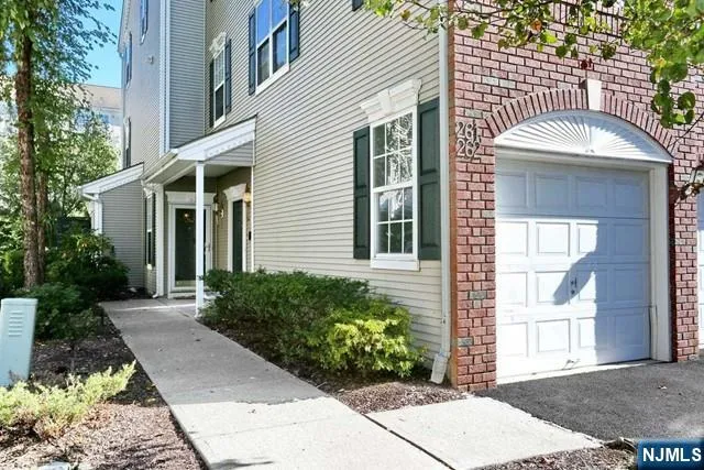 261 Riverwalk Way Q174 Clifton, NJ 07014