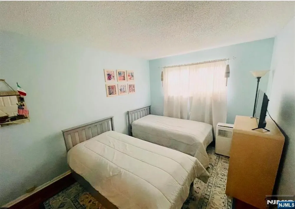 34 Wharfside Drive Monmouth Beach, NJ 07750