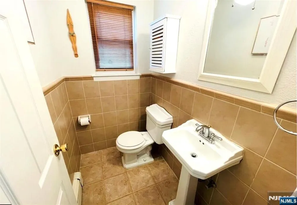 34 Wharfside Drive Monmouth Beach, NJ 07750