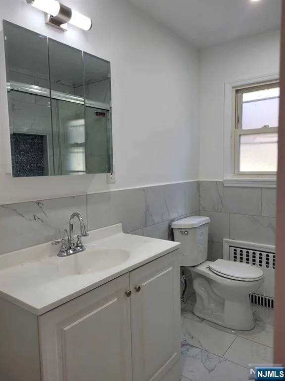 224 11th Street 2 Palisades Park, NJ 07650