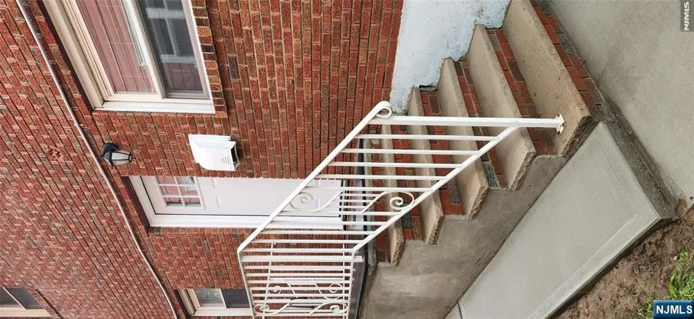224 11th Street 2 Palisades Park, NJ 07650