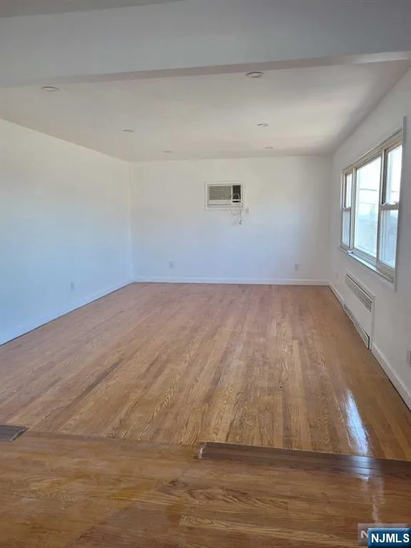 224 11th Street 2 Palisades Park, NJ 07650