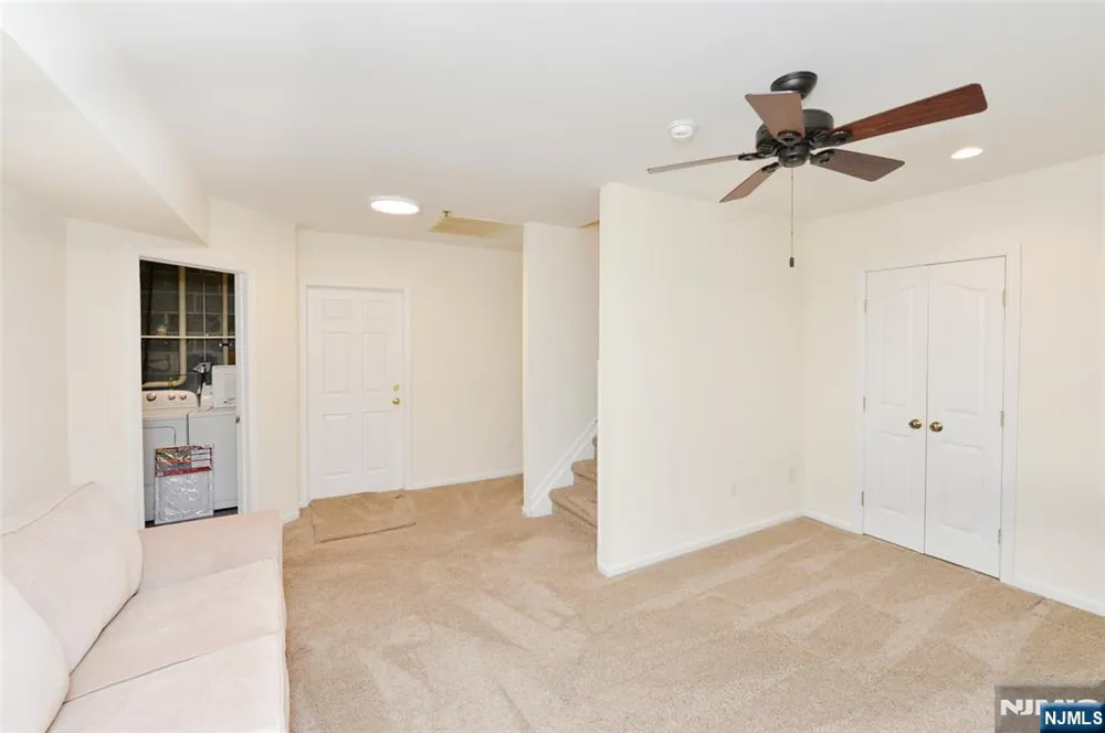 45 Royal Avenue 49 Hawthorne, NJ 07506
