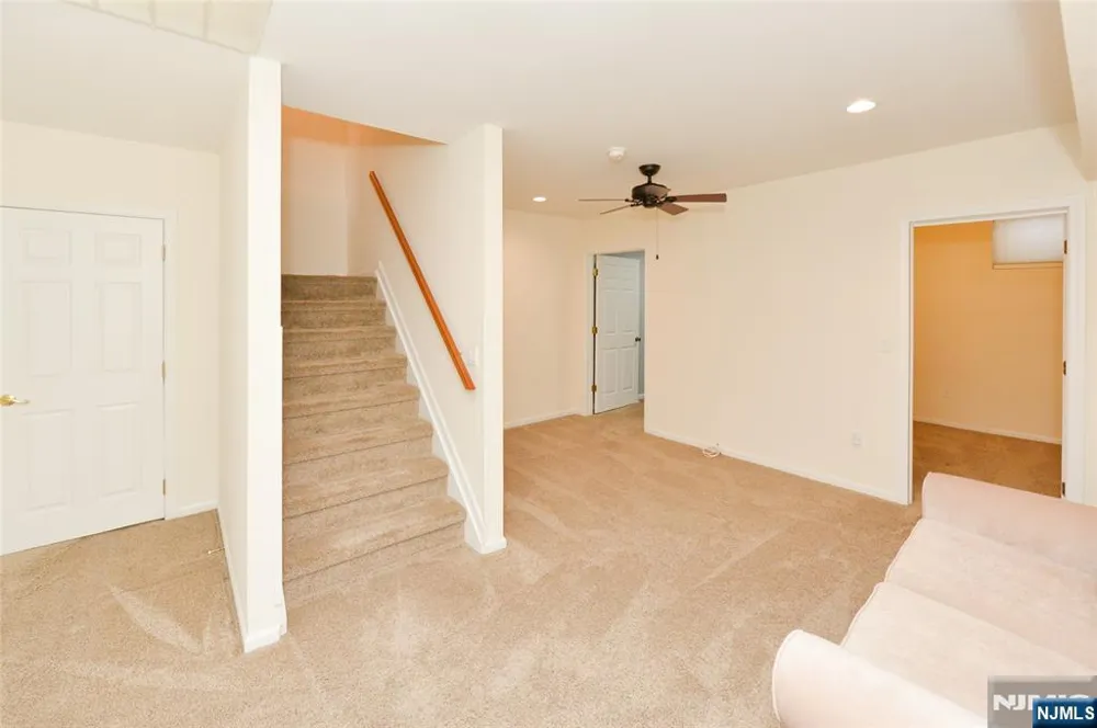 45 Royal Avenue 49 Hawthorne, NJ 07506