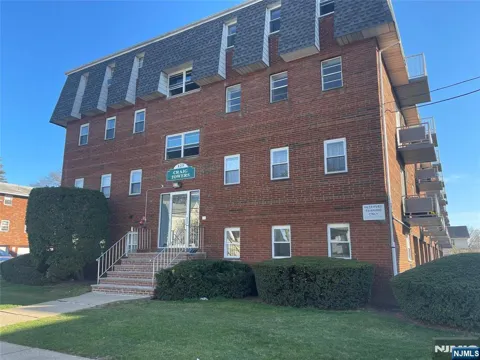125 Lawrence Street 1A