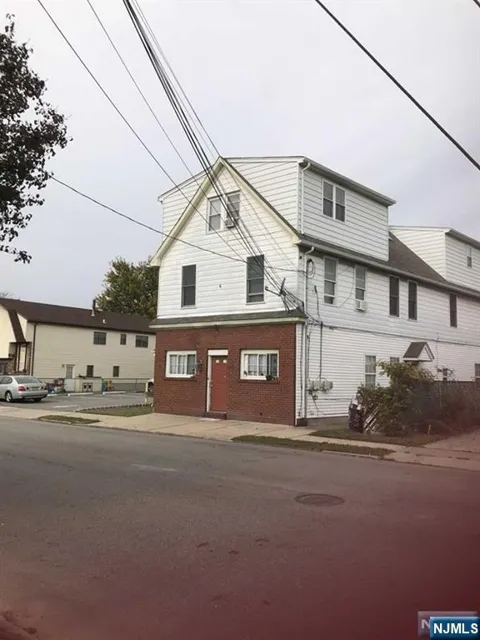 209 Market Street 3
