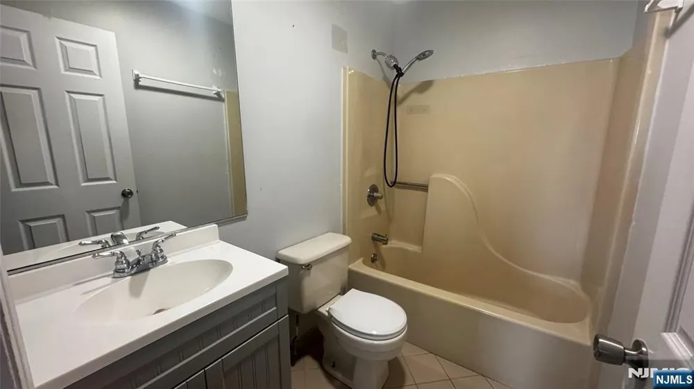 105 State Street 3E Hackensack, NJ 07601