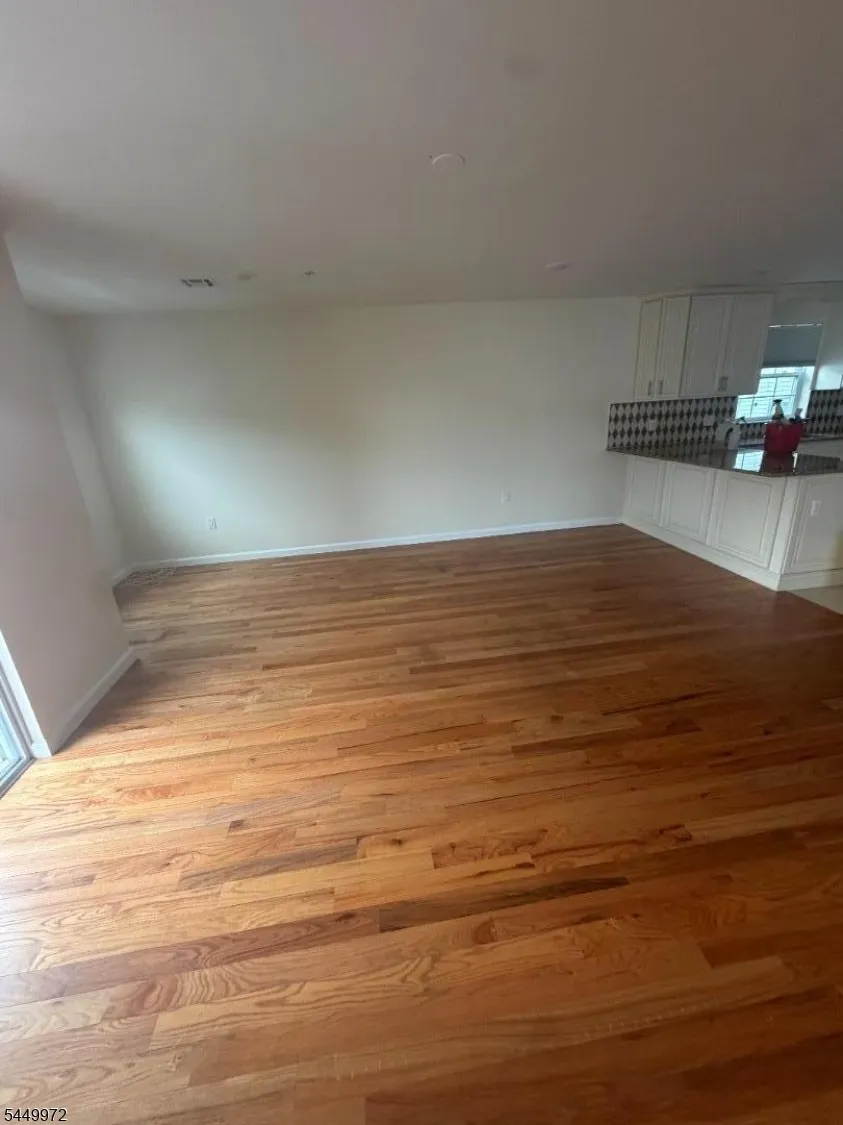 182 Wainwright St Newark City, NJ 07112