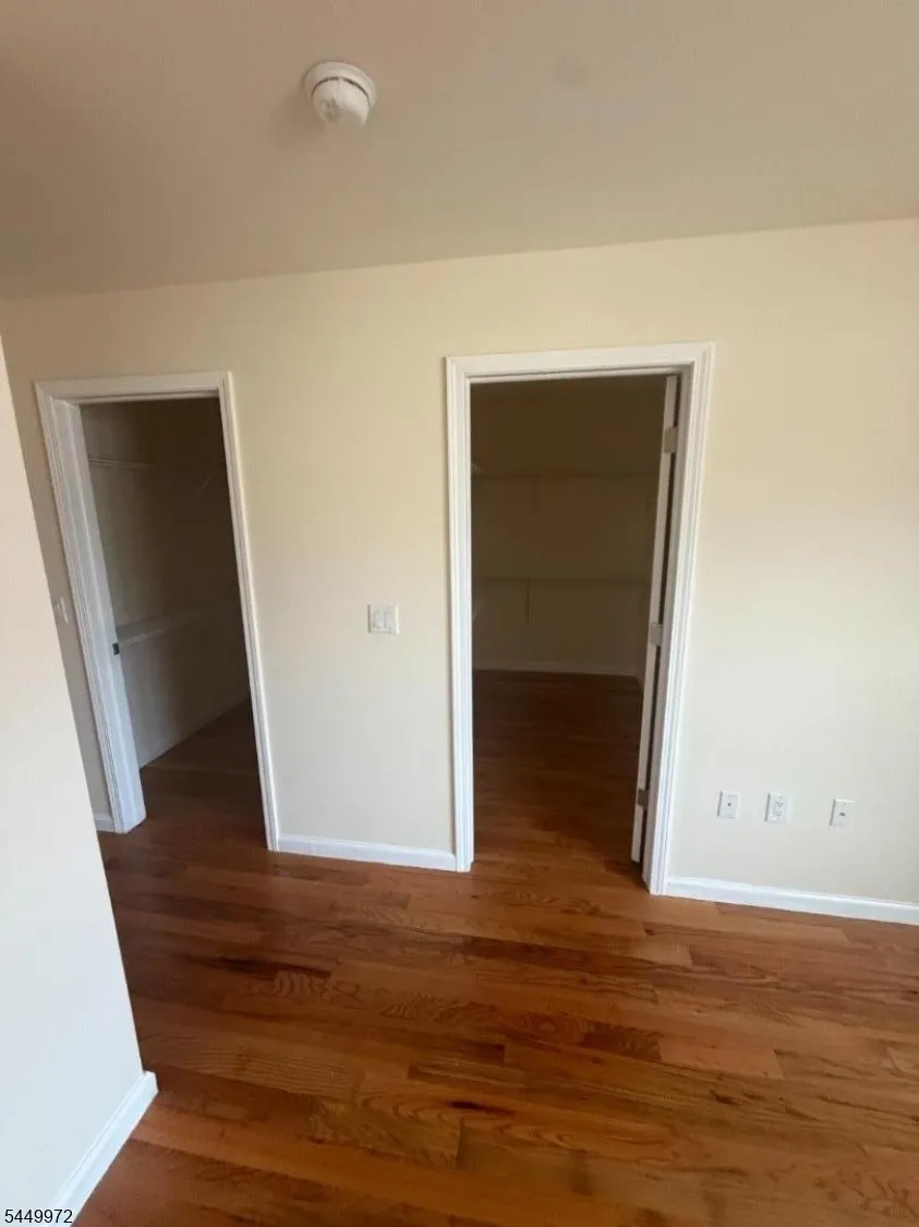 182 Wainwright St Newark City, NJ 07112