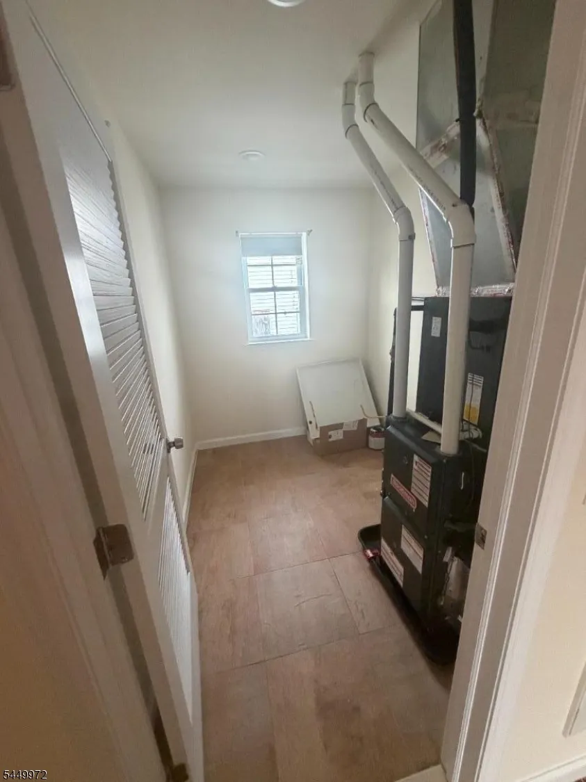 182 Wainwright St Newark City, NJ 07112