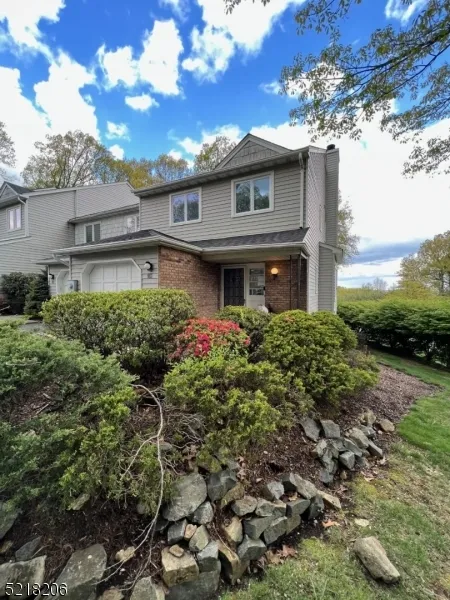 206 Patriots Rd Parsippany-Troy Hills, NJ 07950
