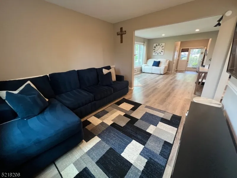 206 Patriots Rd Parsippany-Troy Hills, NJ 07950