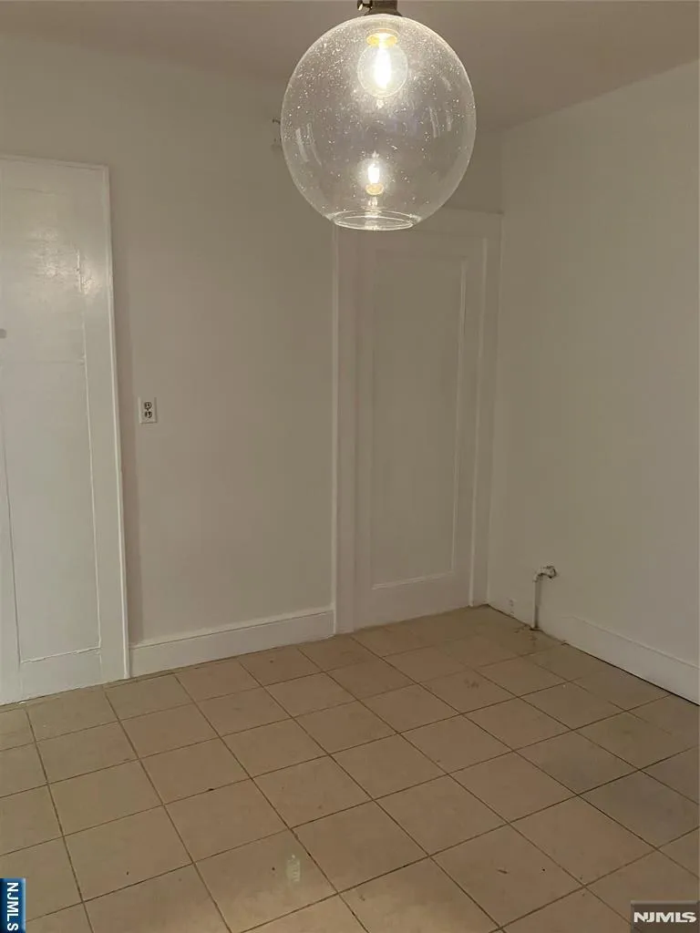 188 Chestnut Street Garfield, NJ 07026