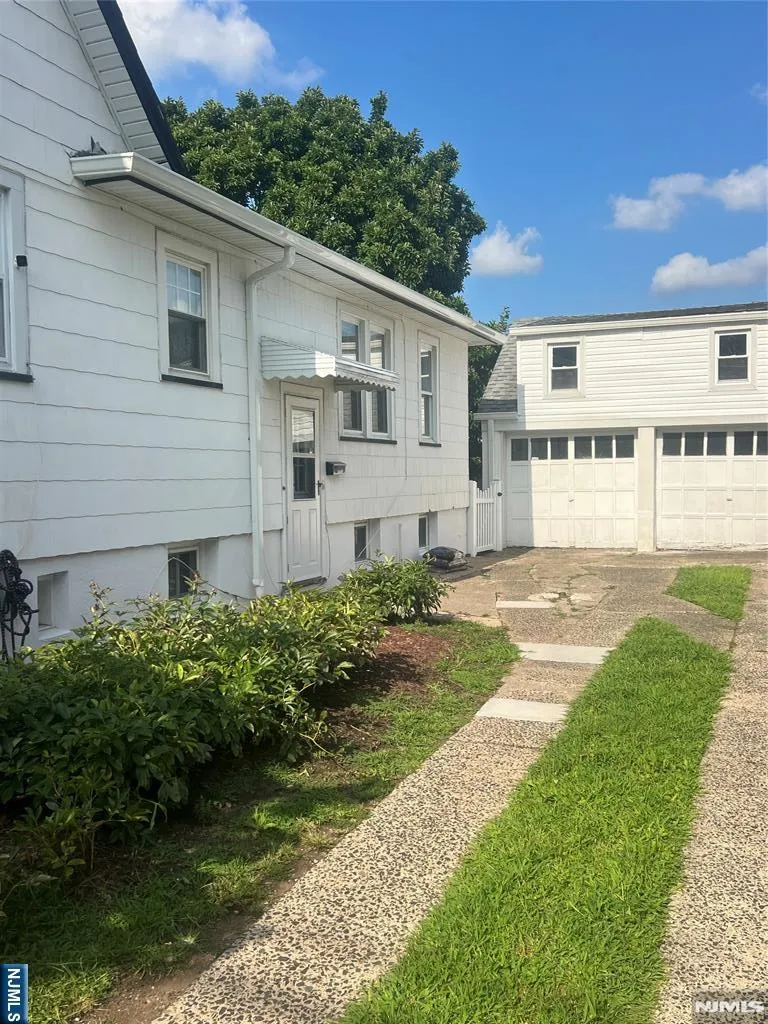 188 Chestnut Street Garfield, NJ 07026