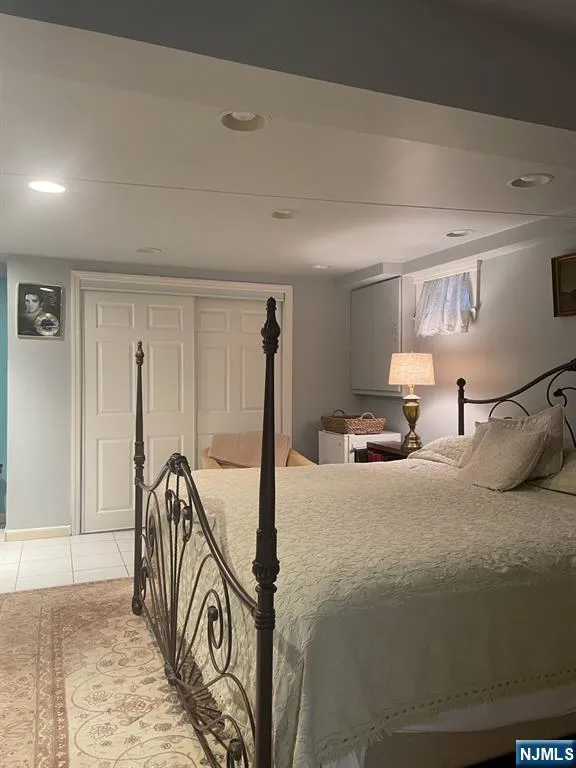 128 Joanne Terrace Garfield, NJ 07026
