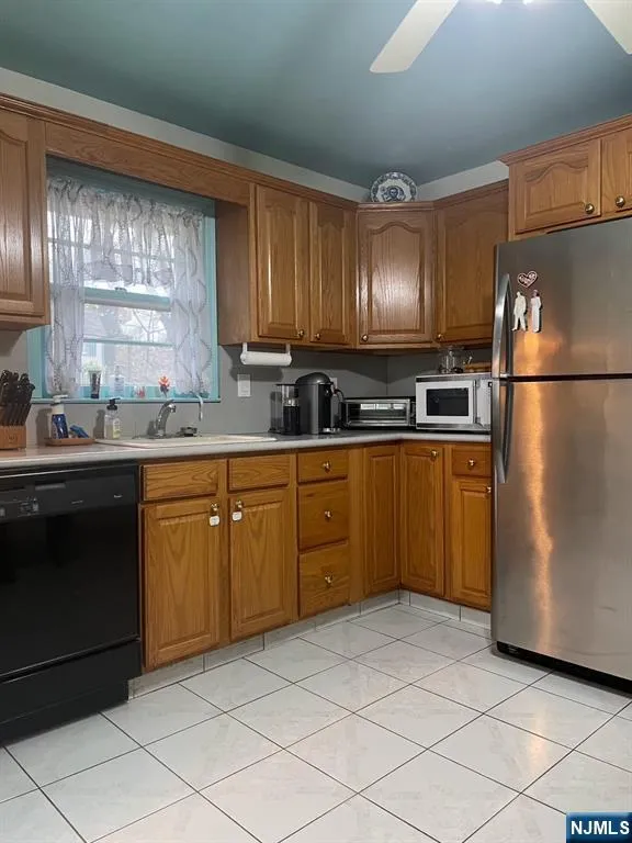 128 Joanne Terrace Garfield, NJ 07026