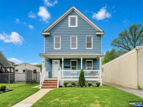 351 Railroad Avenue 2