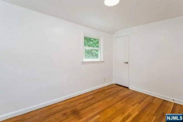 62 Buff Road Tenafly, NJ 07670