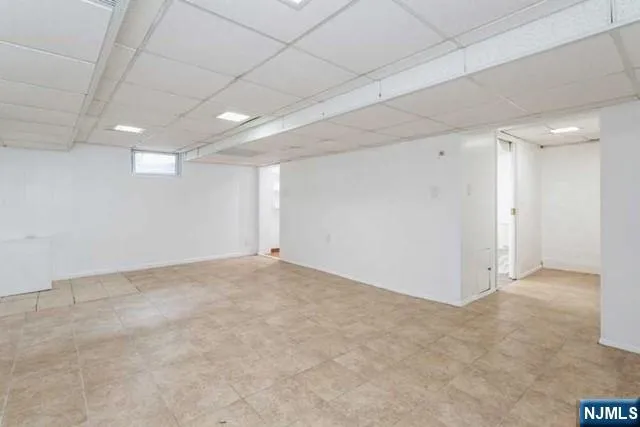 62 Buff Road Tenafly, NJ 07670