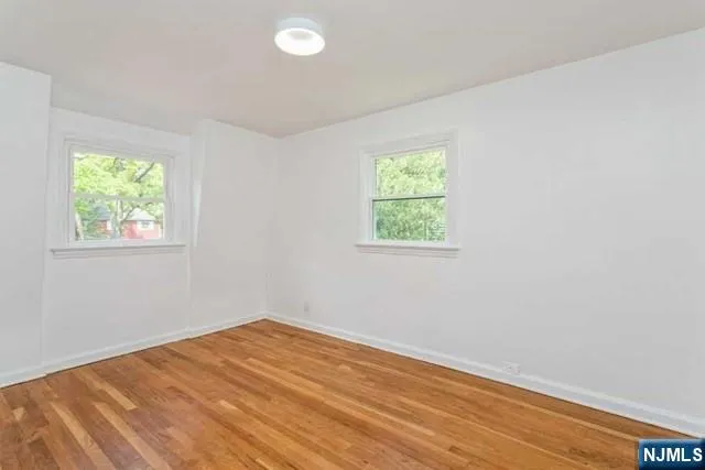 62 Buff Road Tenafly, NJ 07670