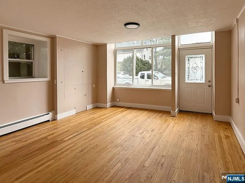41 Tyson Place 1 Bergenfield, NJ 07621