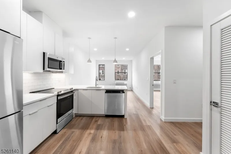 25 Freeway Dr #508 Unit 508 East Orange City, NJ 07018
