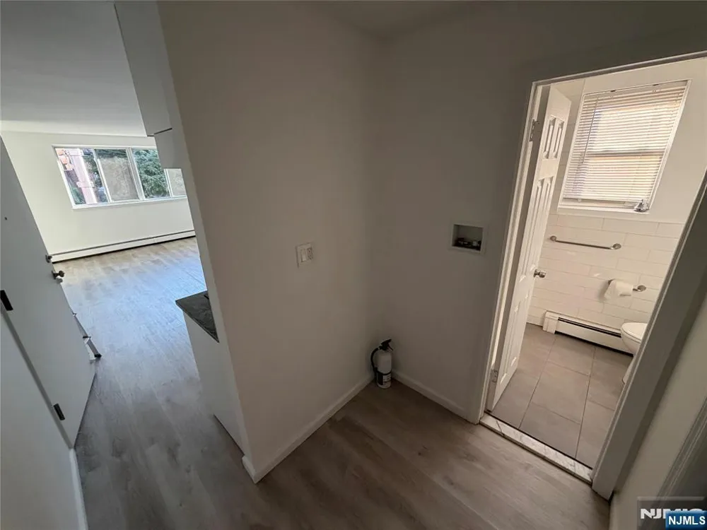 348 Union Avenue 1 Rutherford, NJ 07070