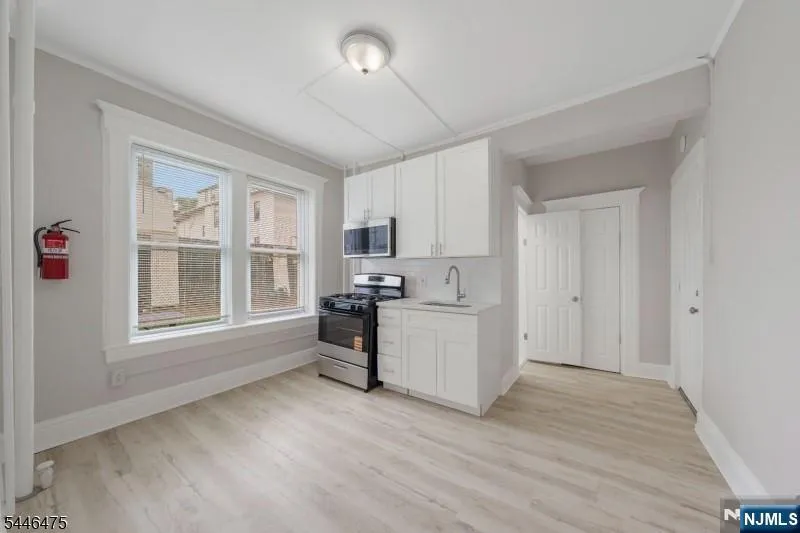53 Henry Street A6 Passaic, NJ 07055