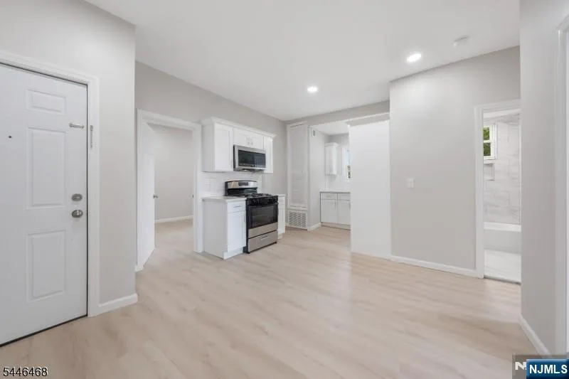 59 Henry Street C3 Passaic, NJ 07055