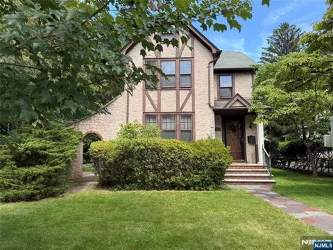 37 Columbus Avenue