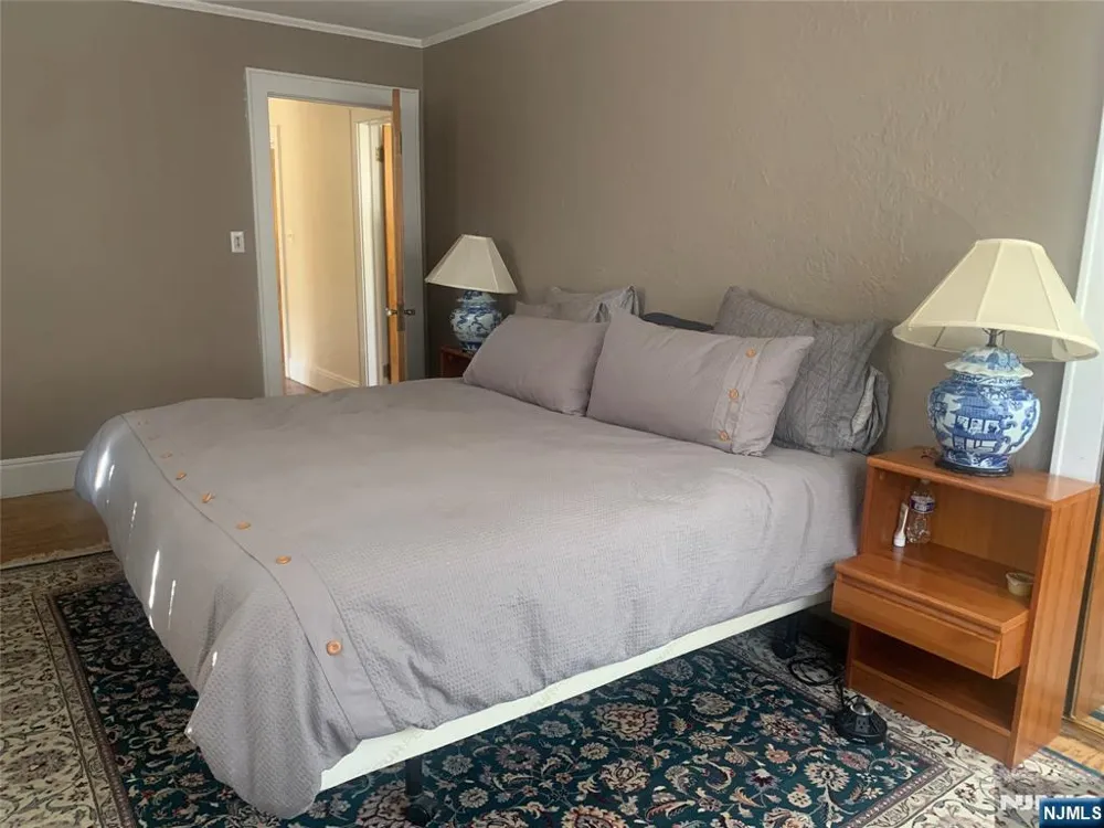 37 Columbus Avenue Harrington Park, NJ 07640