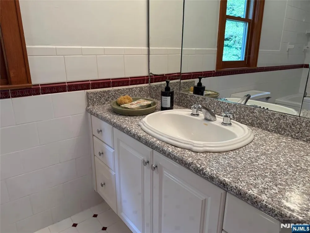 37 Columbus Avenue Harrington Park, NJ 07640