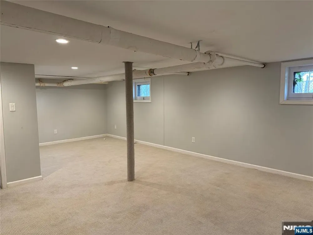37 Columbus Avenue Harrington Park, NJ 07640