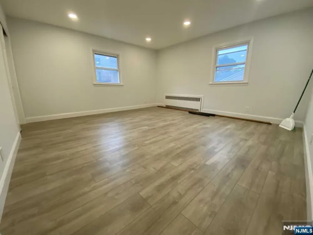 637 6th Street 2 Carlstadt, NJ 07072