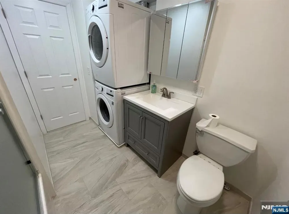 637 6th Street 2 Carlstadt, NJ 07072