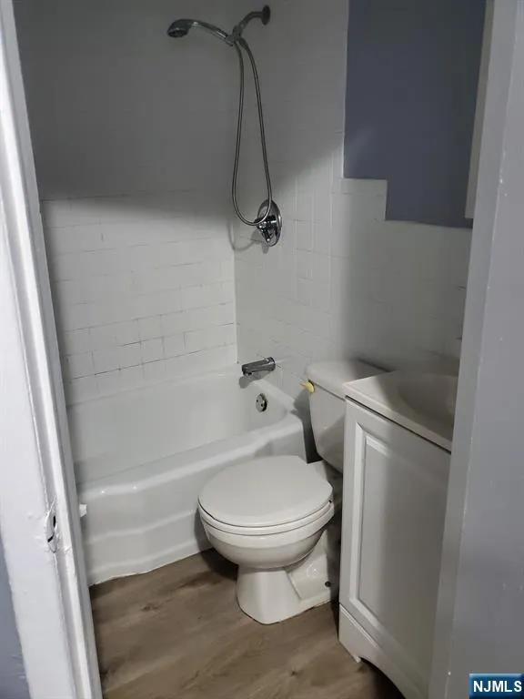 129 3rd Street APT #3 Passaic, NJ 07055