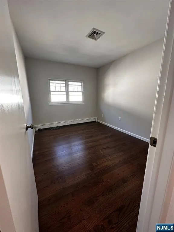 48 Lynn Court Bogota, NJ 07603