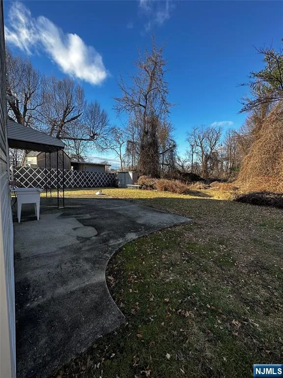 48 Lynn Court Bogota, NJ 07603