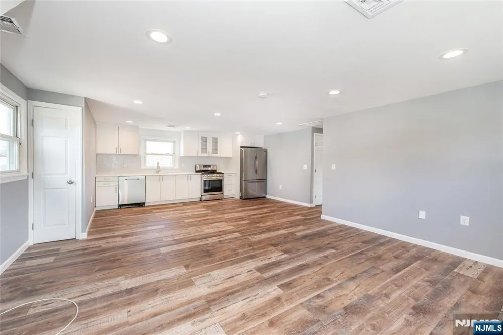 108 Woodrow Avenue Woodland Park, NJ 07424