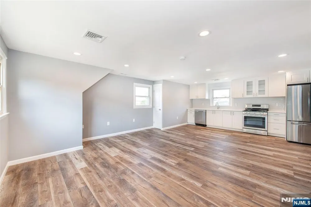 108 Woodrow Avenue Woodland Park, NJ 07424