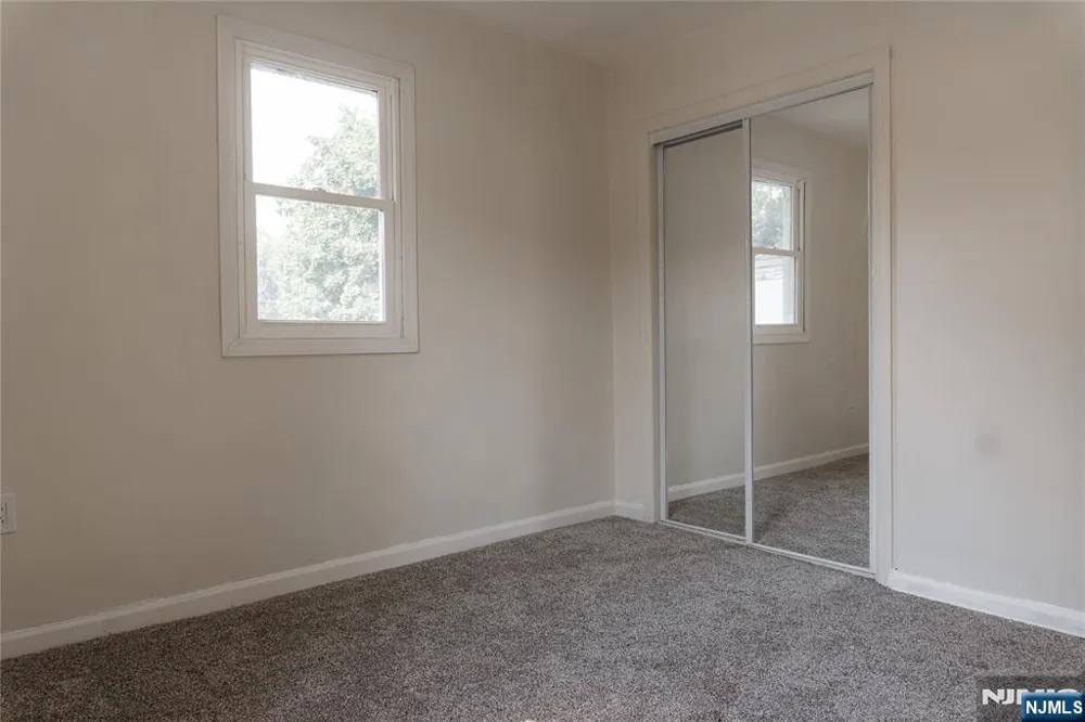 206 1st Street 2L Englewood, NJ 07631