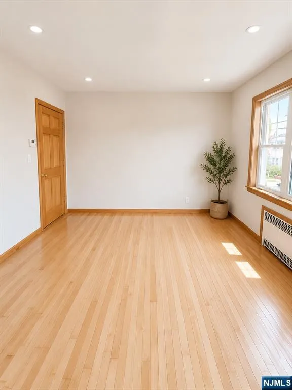 62 Stein Avenue Wallington, NJ 07057