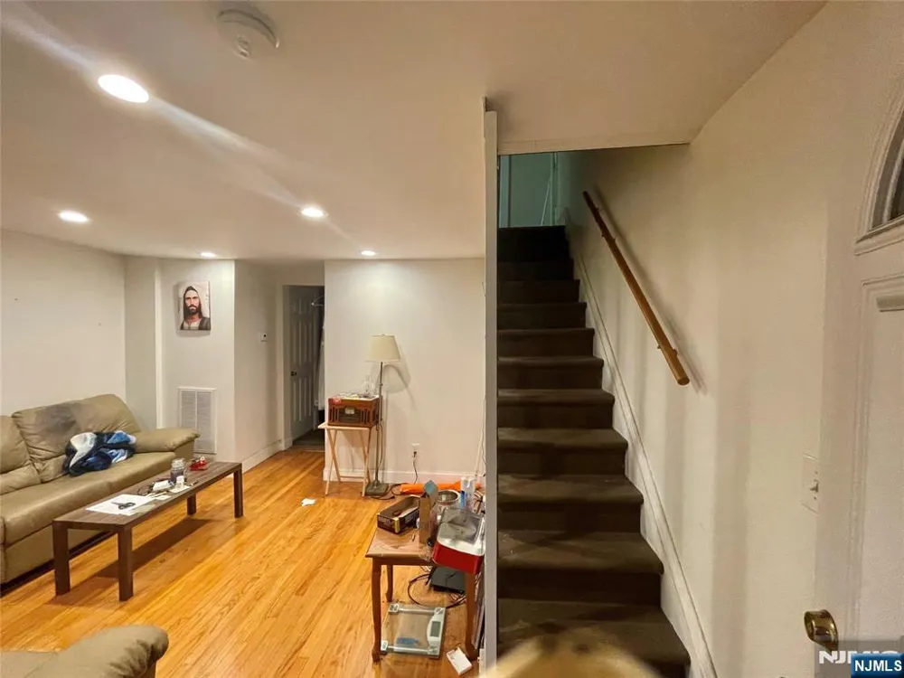 69 Feronia Way A Rutherford, NJ 07070