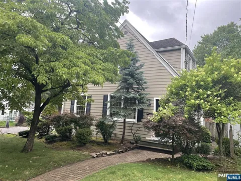 114 Sunset Lane